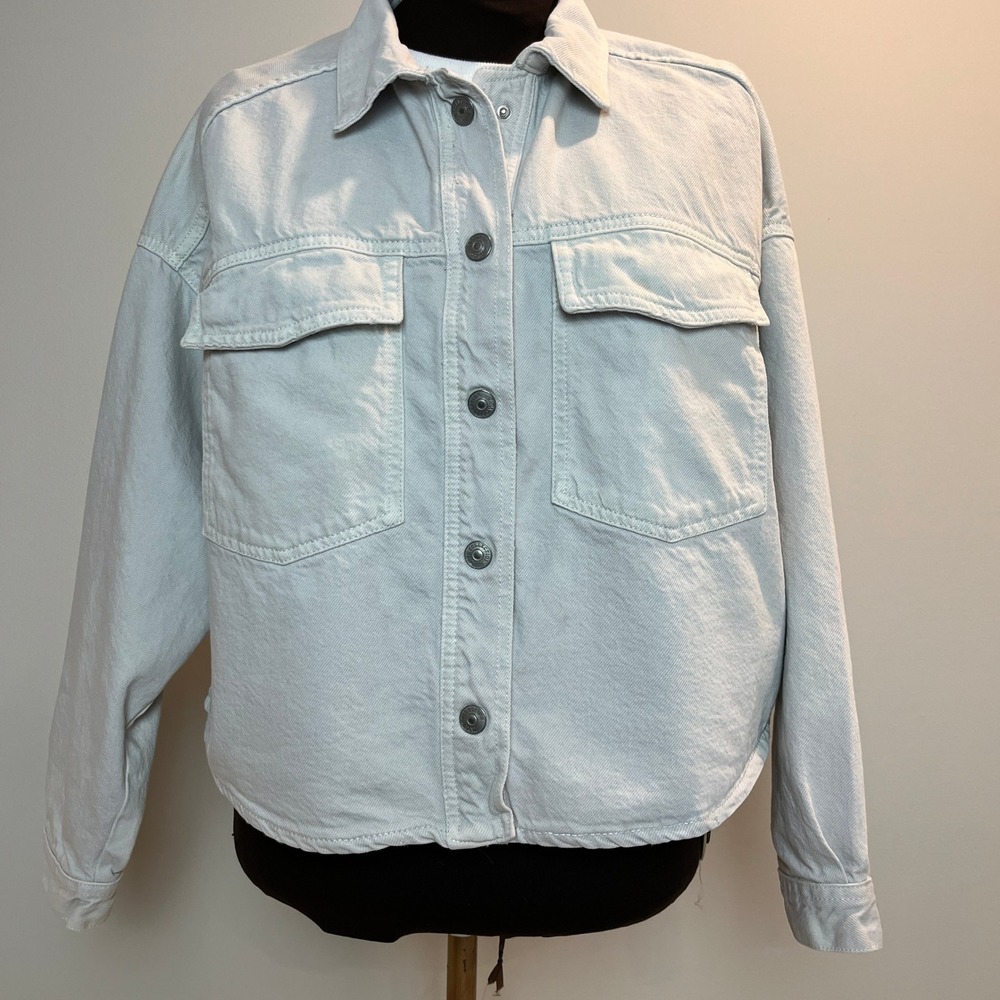 Zara Women Light Grey Denim Shirt Jacket Cropped Boxy Utility Shacket XS